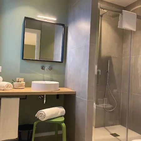 Viesterooms فندق مبيت وإفطار 4*