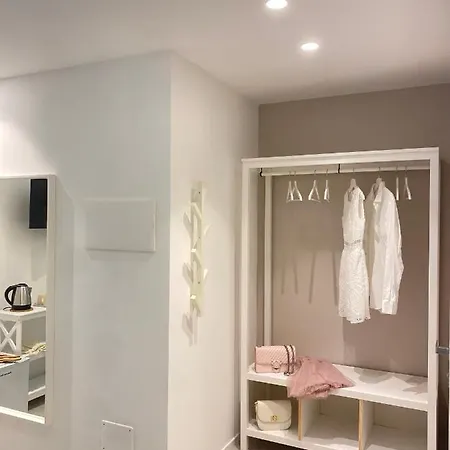 Viesterooms فندق مبيت وإفطار 4*